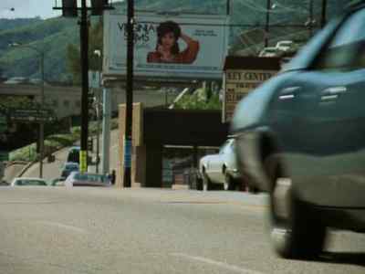 IT WAS A COP, EDDIE. - Hunter