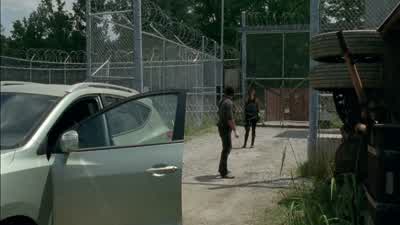 It was her. - The Walking Dead