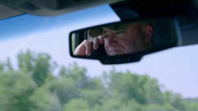 It wasn't lack of
compelling information, - Unidentified: Inside America's UFO Investigation