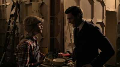 - It wasn't me.
- I'd recognise that body part anywhere. - Funny Woman