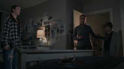-It wasn't there before
dinner. Theo, did you...? - Boy in the Walls