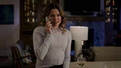 It will just take a minute.
- It'll take less. - Deadly Wives Club