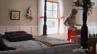 It would air on Christmas Eve, - Reunited at Christmas