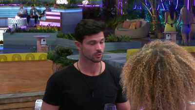 IT WOULD BE NICE IF WE COULD
WORK WITH EACH OTHER TILL - Love Island