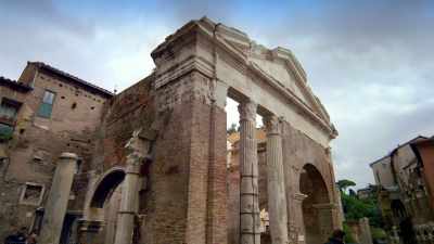 Italia Tagliacozzo is in her 80s - Stanley Tucci: Searching for Italy