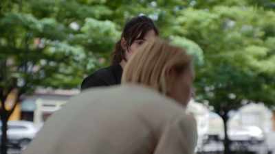 It'd be good to catch up.
[ chuckles ] - Fleishman Is in Trouble