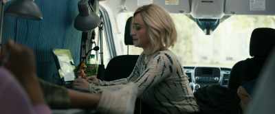 It'll be all, "keep him talking,
Sam. Two more minutes, - Scream VI