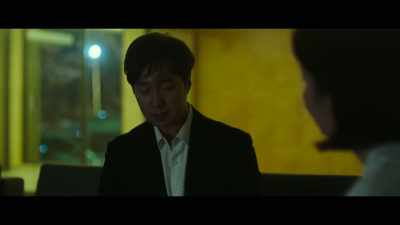 It'll be hard to exhibit
Zio Shin's pieces, don't you think? - High Society