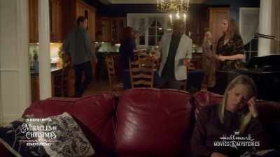 It'll be mostly Jack's
friends from the team, - Aurora Teagarden Mysteries: Reunited and It Feels So Deadly