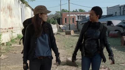 It'll hold. - The Walking Dead