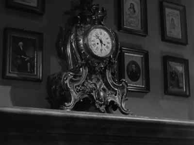 It's 10:30, Professor Wanley. - The Woman in the Window