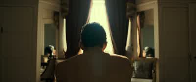 It's 12:00 noon in London. - Bohemian Rhapsody