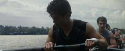 It's 15 miles
back to the dock. - Heart of Champions