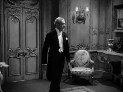 It's after 9:00, darling. - The Dark Corner