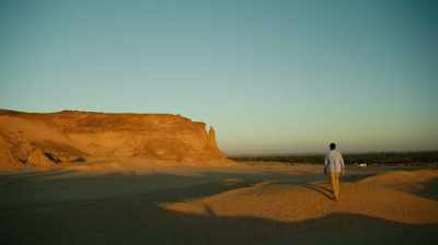 It's a 100-meter-high
majestic sandstone mesa, - Lost Kingdom of the Black Pharaohs
