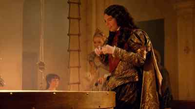 It's a beautiful day. - The Musketeers