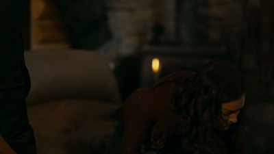 - It's a biological weapon, - Scarlett