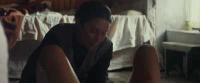 - It's a boy.
- (Kirsty crying) - The Road Dance