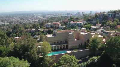 It's a building that
perfectly suits its city, - Frank Lloyd Wright: The Man Who Built America