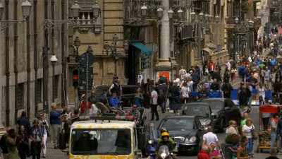 It's a bustling
vibrant metropolis - Stanley Tucci: Searching for Italy