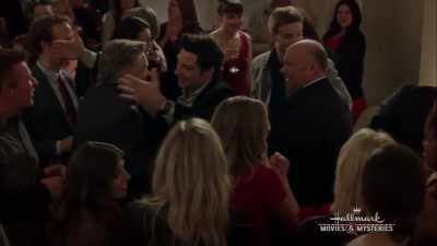 It's a Christmas miracle! - Christmas Encore