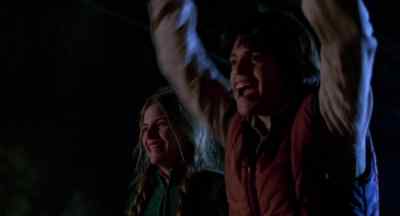 It's a cop. All right!
Yeah. Yeah. - Without Warning