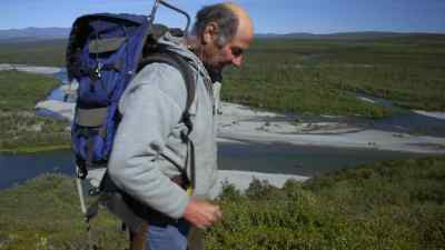 It's a good little climb. - The Last Alaskans