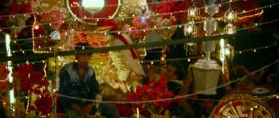 It's a great achievement.
- It really is! - Shaadi Mein Zaroor Aana