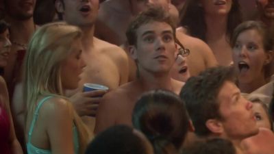 It's a hardball, son! - American Pie Presents: The Naked Mile