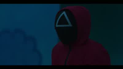 It's a huge problemwhen a player goes missing, but when it's soldier,no one cares about that. - Squid Game