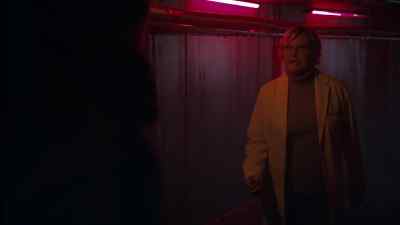 - It's a Level Three emergency.
- Why are you still here? - Creepshow