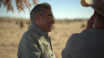 - It's a long buffet table.
- [all laughing] - The Reluctant Traveler with Eugene Levy