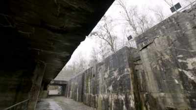 It's a massive building. - Secret Nazi Ruins