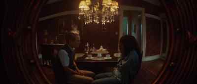 It's a mother's blessing
to help her children, - The Front Room