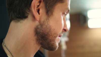 - It's a possible scenario, yeah.
- Well, I don't want that. - The Resident