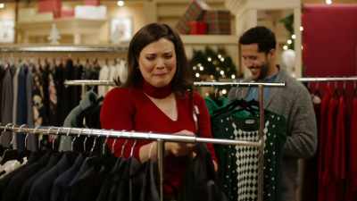 It's a real pick.
(laughs) - Mom's Christmas Boyfriend