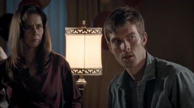 - It's a scarf. - Haven
