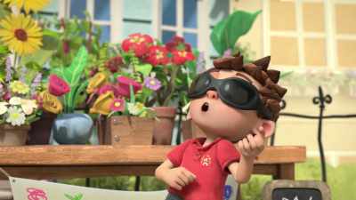 ♪ It's a sponsored silence ♪ - The Adventures of Paddington