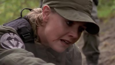 It's a staff- weapon wound. - Stargate SG-1