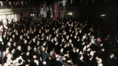 IT'S A STARK CONTRAST
TO HOOVER'S HANDS-OFF POLICY. - America in Color