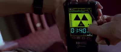 It's a tactical fission device, low yield. - The World Is Not Enough
