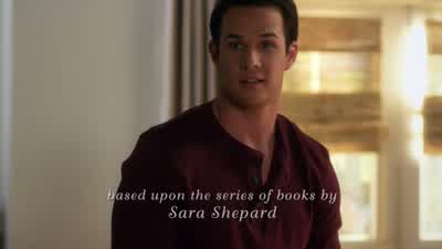 It's a tape gun, Spence. - Pretty Little Liars