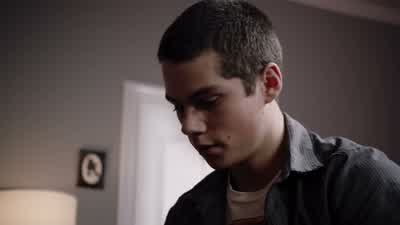 It's a text. - Teen Wolf