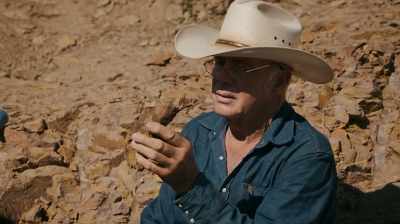 IT'S A VALUABLE, RARE FOSSIL, - Dino Hunters