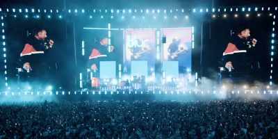 It's a way of expressing emotion
to somebody else - blur: To the End
