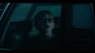 It's Abigail in the window! - The Haunting of Hill House