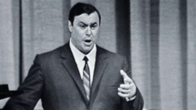 It's about breathing Controlling your diaphragm - Pavarotti