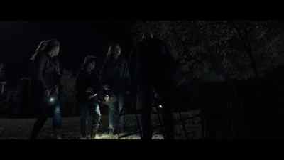 It's about thirty feet. - The Silence