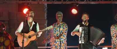 It's afro-pizzica contamination - Tolo Tolo