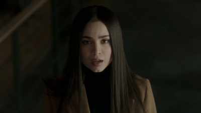 ♪ It's all a survival ♪ - Pretty Little Liars: The Perfectionists